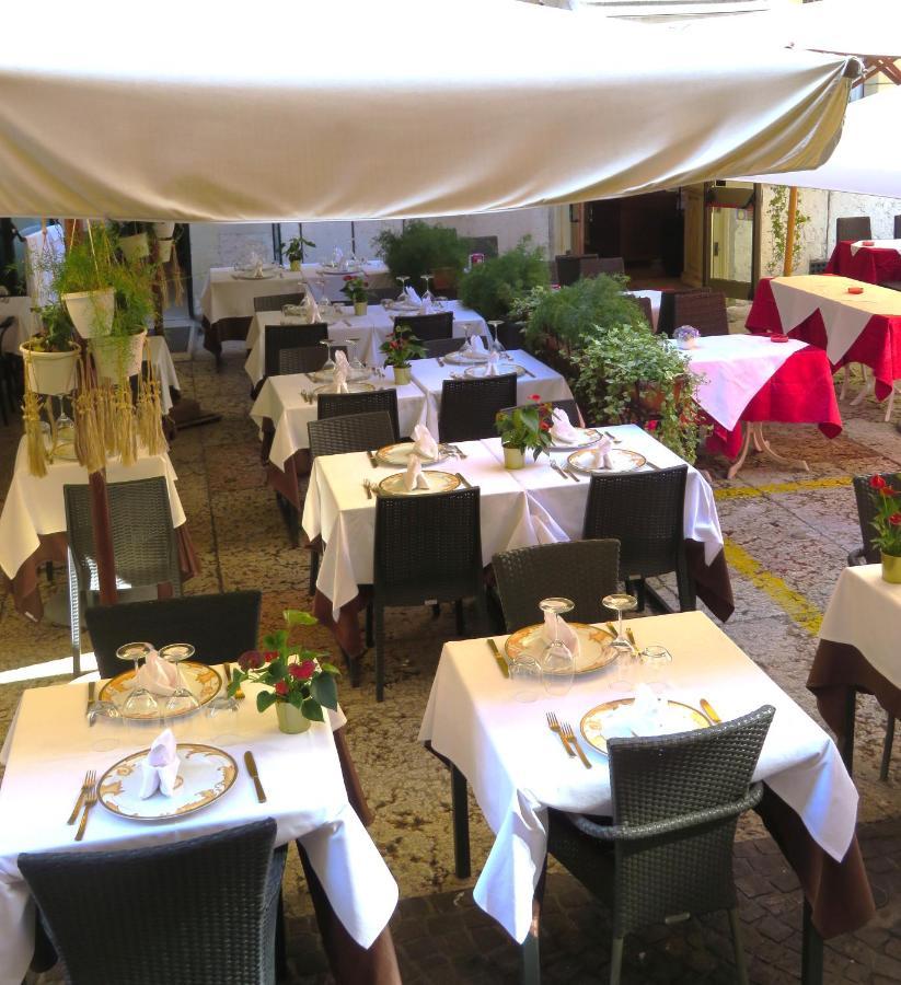 Hotel Torcolo "Residenze Del Cuore" เวโรนา ภายนอก รูปภาพ